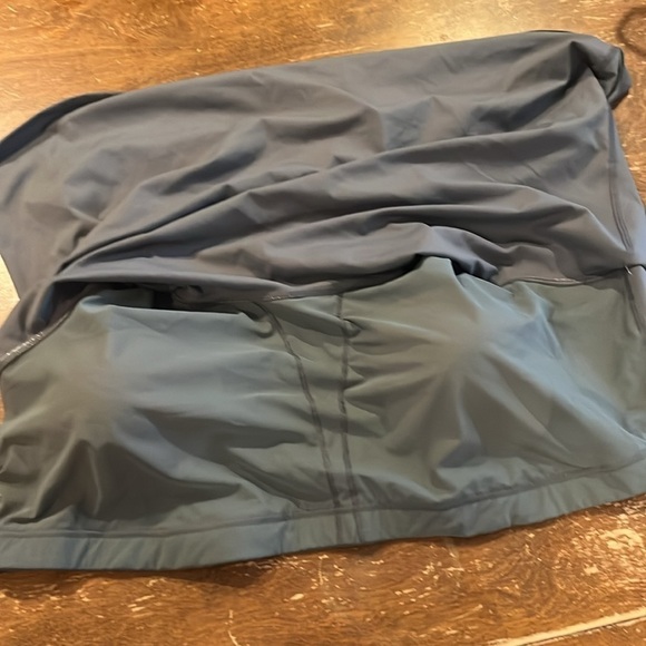 Old Navy Active PowerSoft Top NWT - Picture 3 of 6
